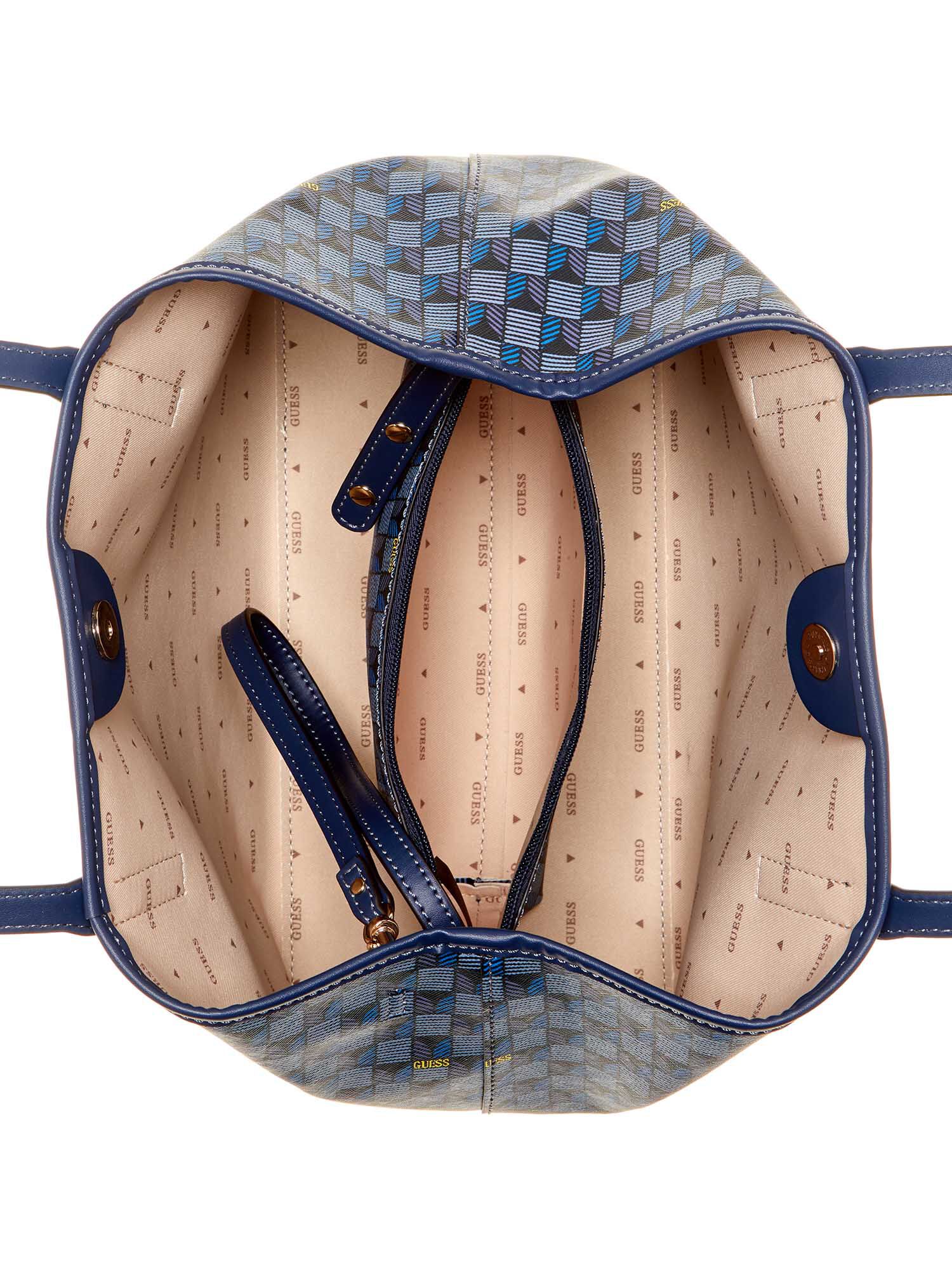 Vikky Tote