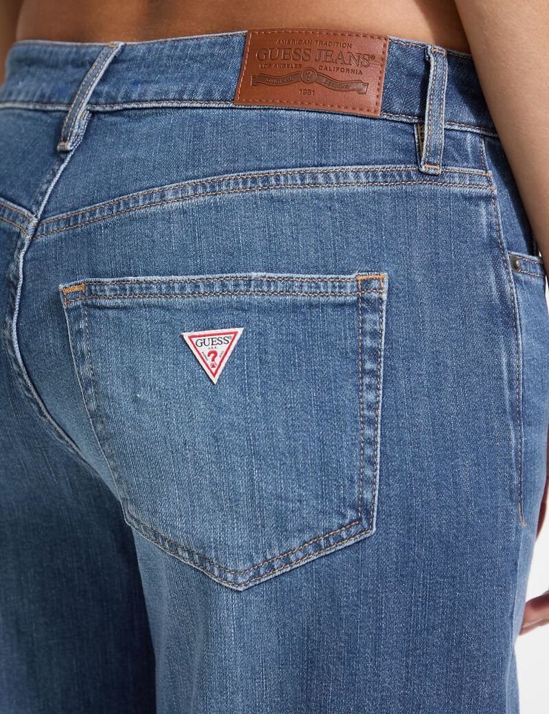 جينز بوي فريند