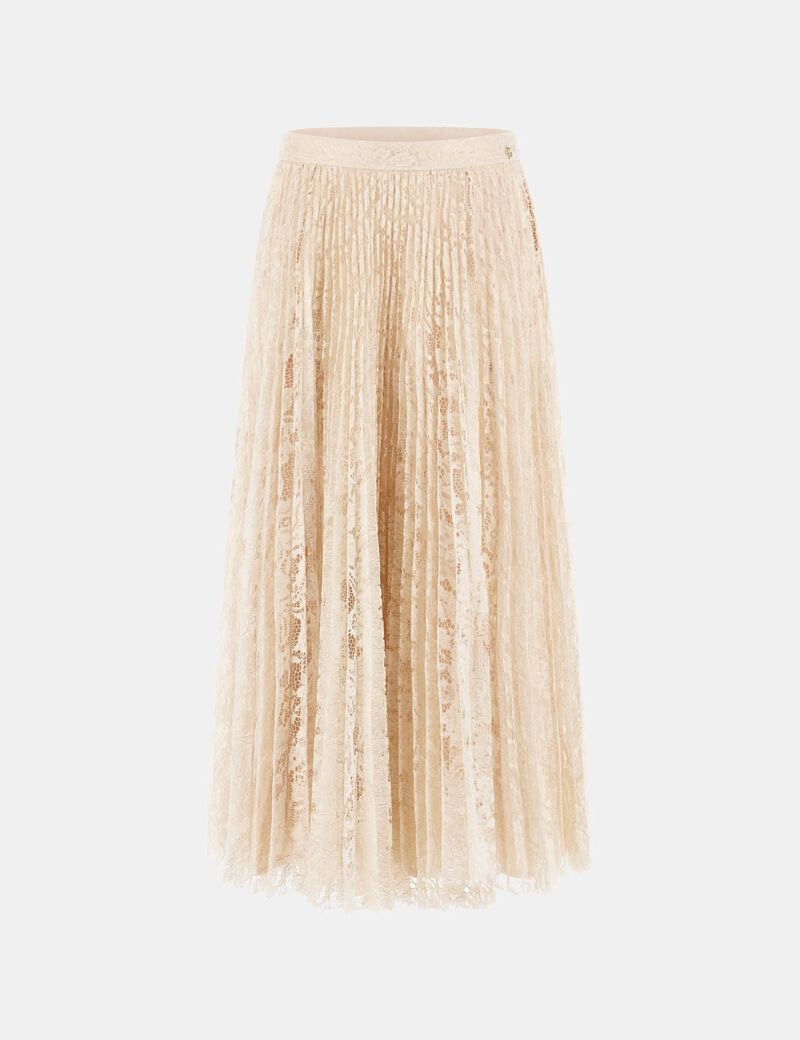 تنورة طويلة من الدانتيل