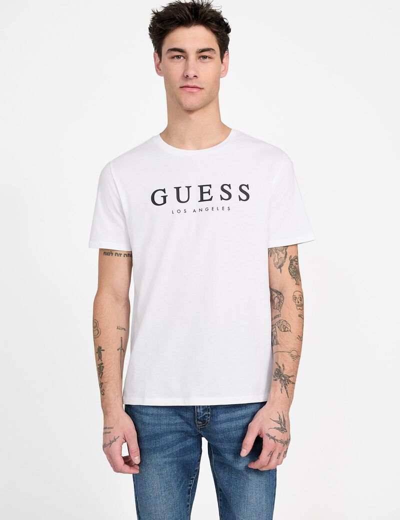 تي شيرت بشعار الماركة