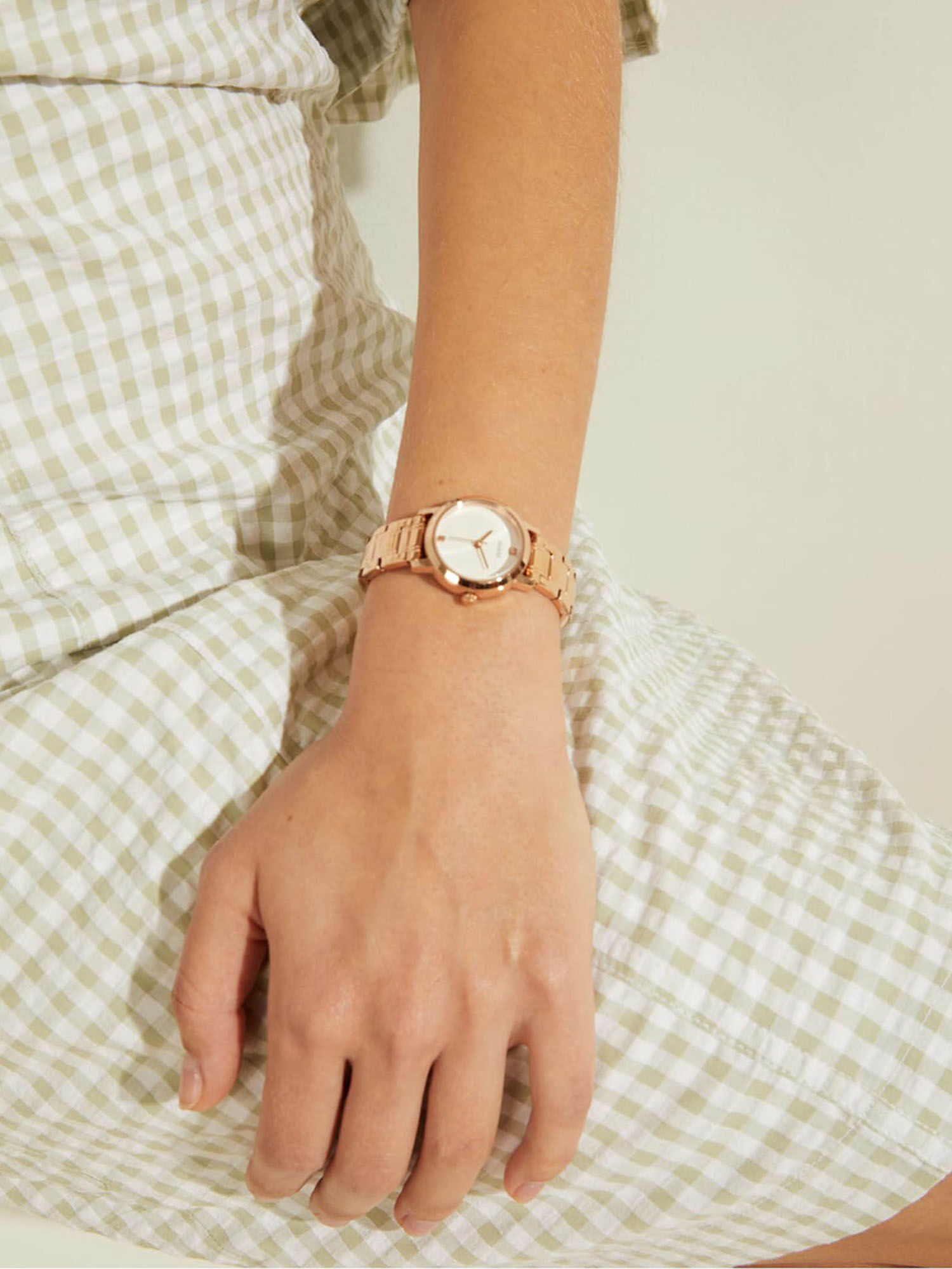 Shop GUESS Online Ladies Rose Gold Watch