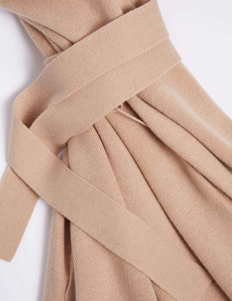 كارديجان بمزيج من الكشمير مع حزام