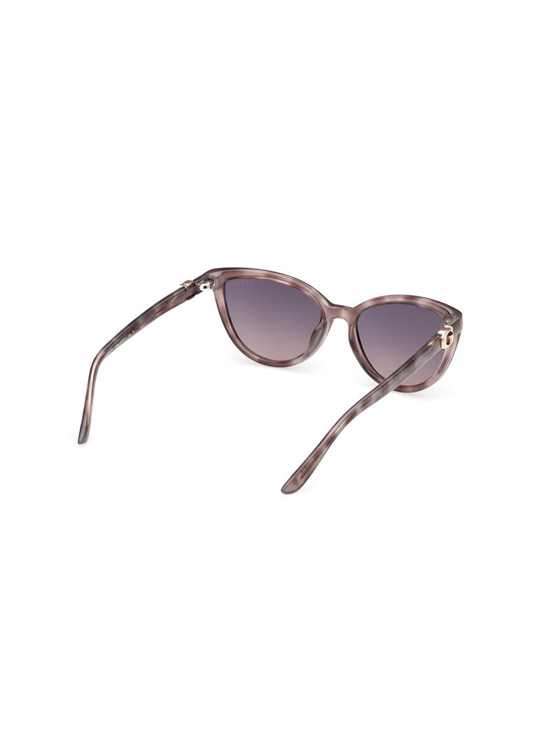 Cat eye sunglasses