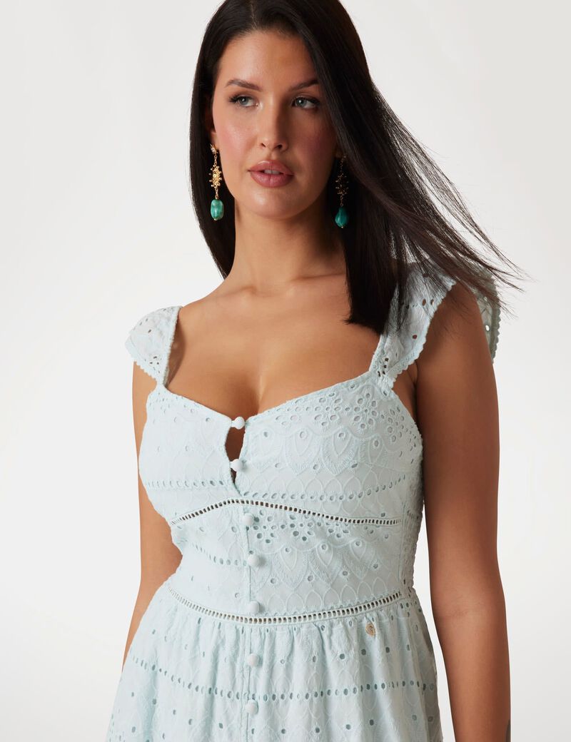 فستان تطريز إنجليزي طويل