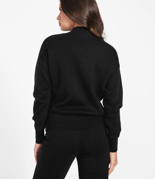 High neck sweatshirt