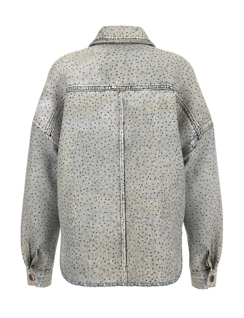 جاكيت من الدنيم بأحجار الراين