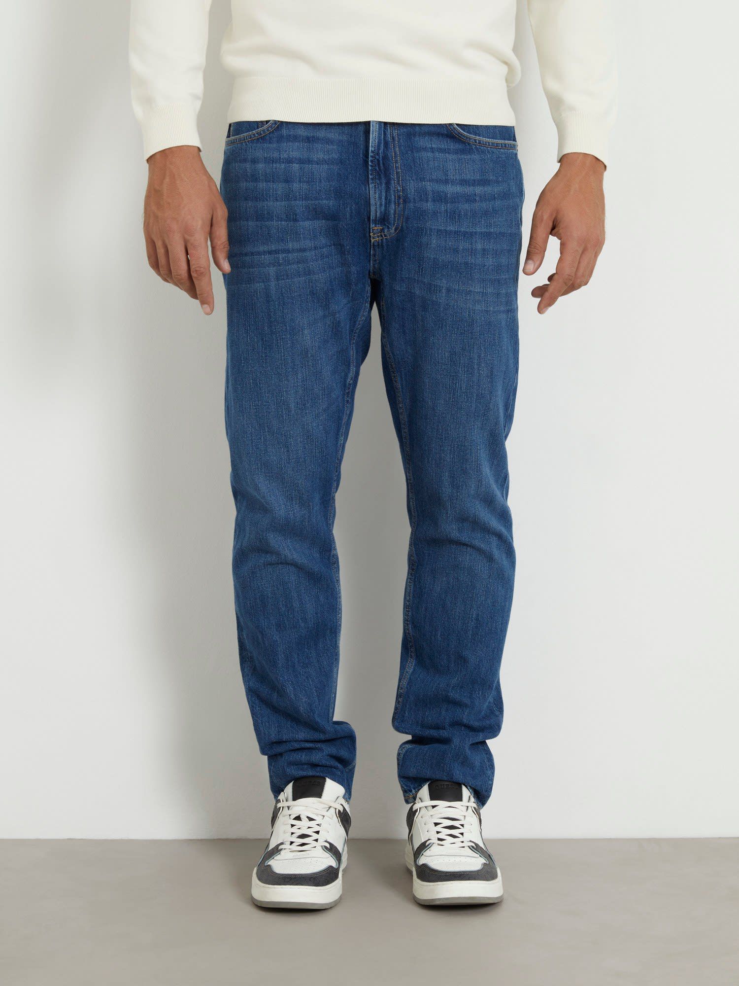 Guess jean shop