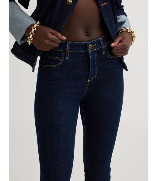 guess marilyn  jeans