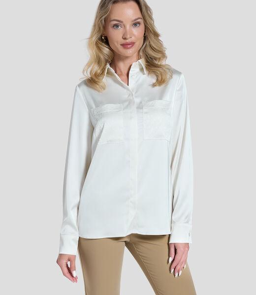 قميص بمقاس عادي