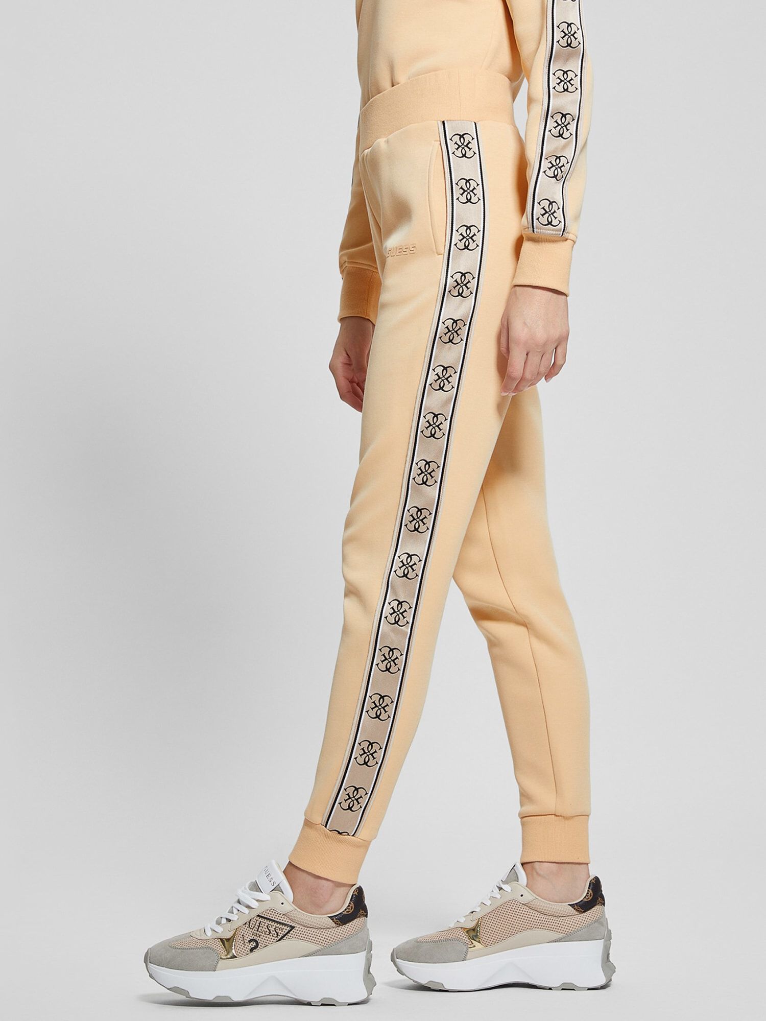 Shop Activewear GUESS Online GUESS UAE