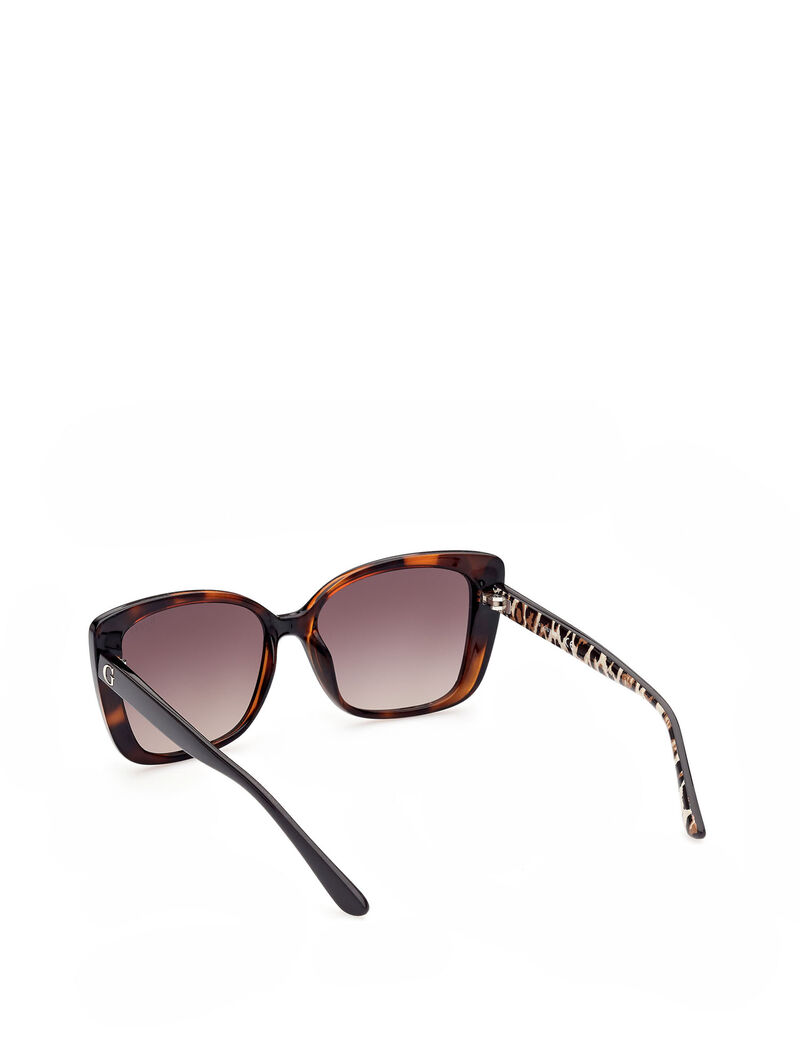 نظارة شمسية بعدسات مربعة