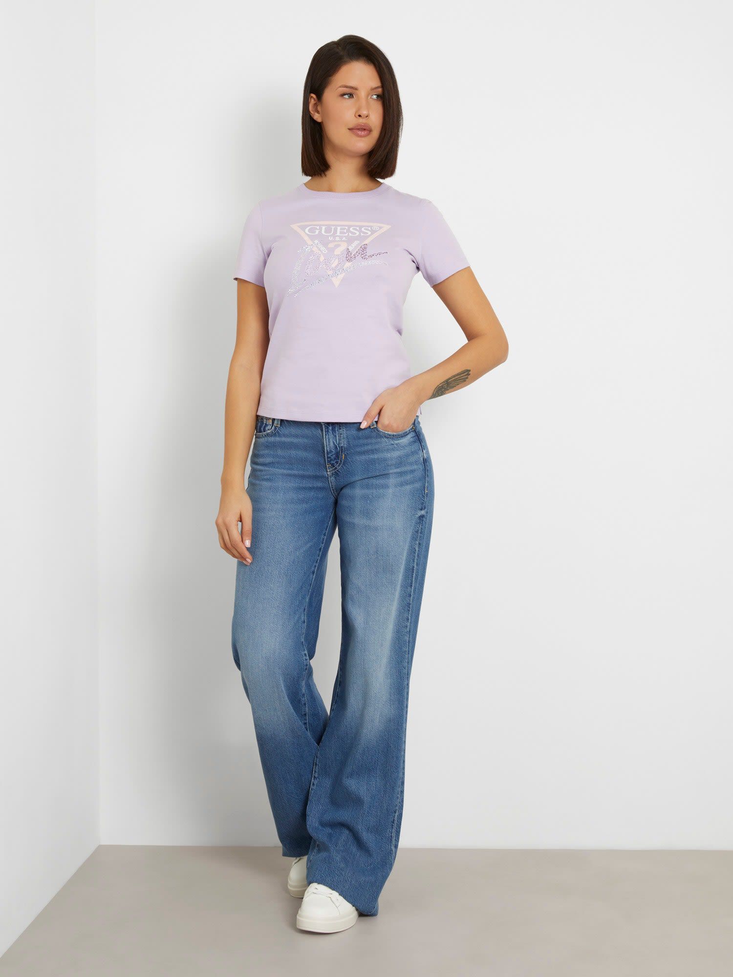 Guess icon tee store