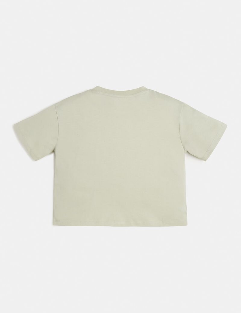 تيشيرت مع شعار أمامي على شكل مثلث