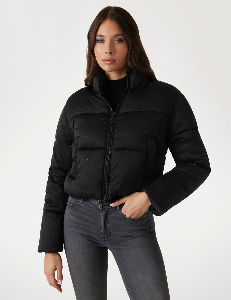 جاكيت منتفخ مرصعة بأحجار الراين