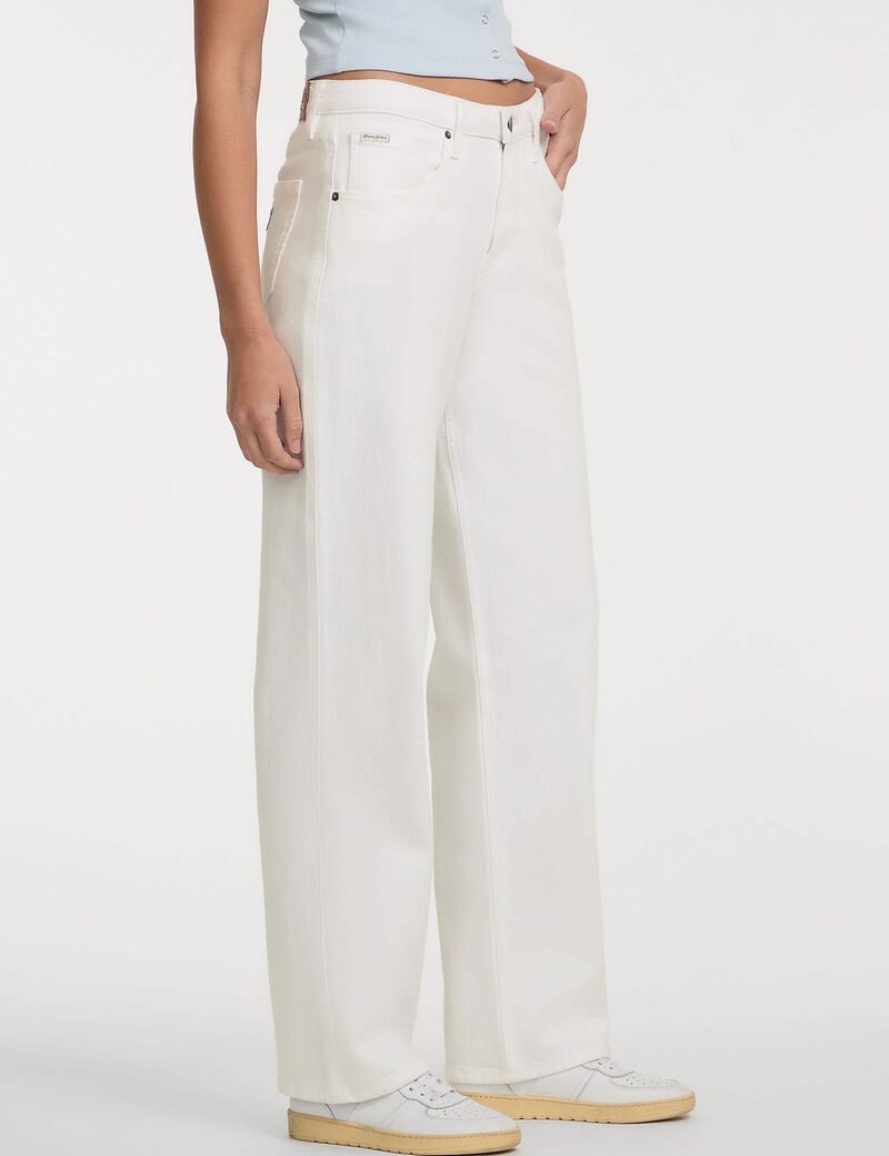 جينز بوي فريند