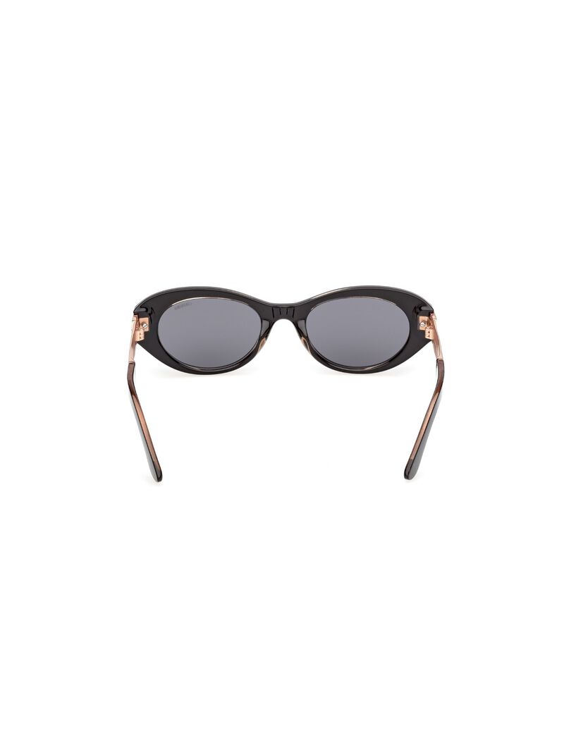 Oval plastic sunglasses