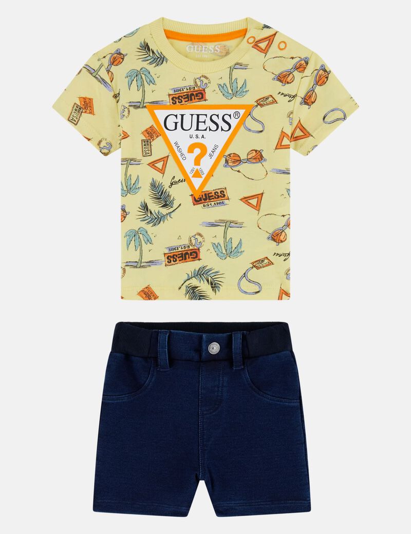 طقم تي شيرت وبنطلون جينز