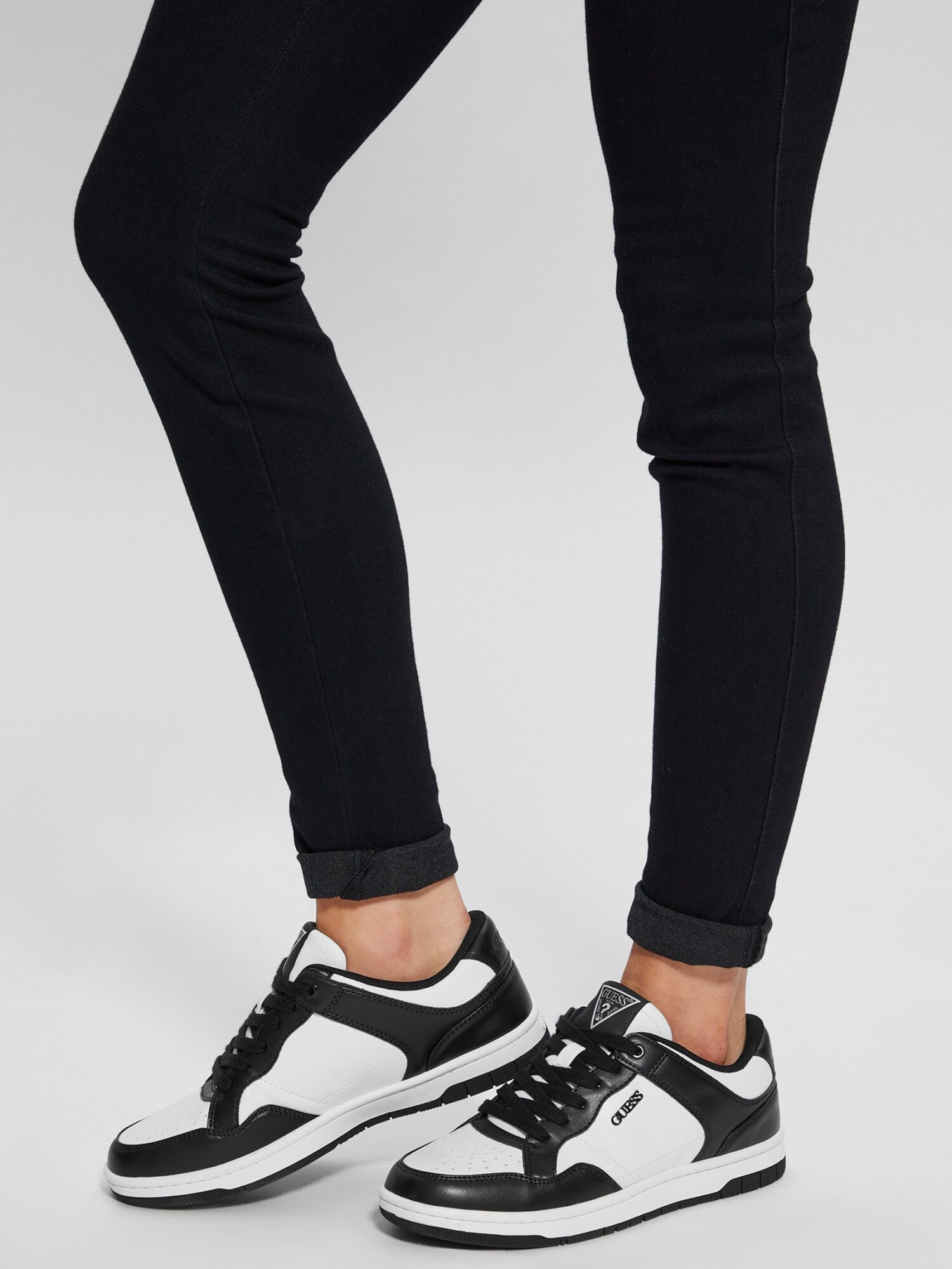 Guess high sneakers 2025