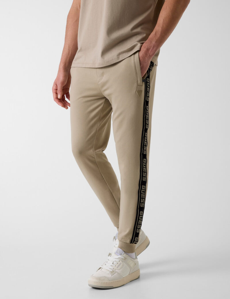 guess joggers pant