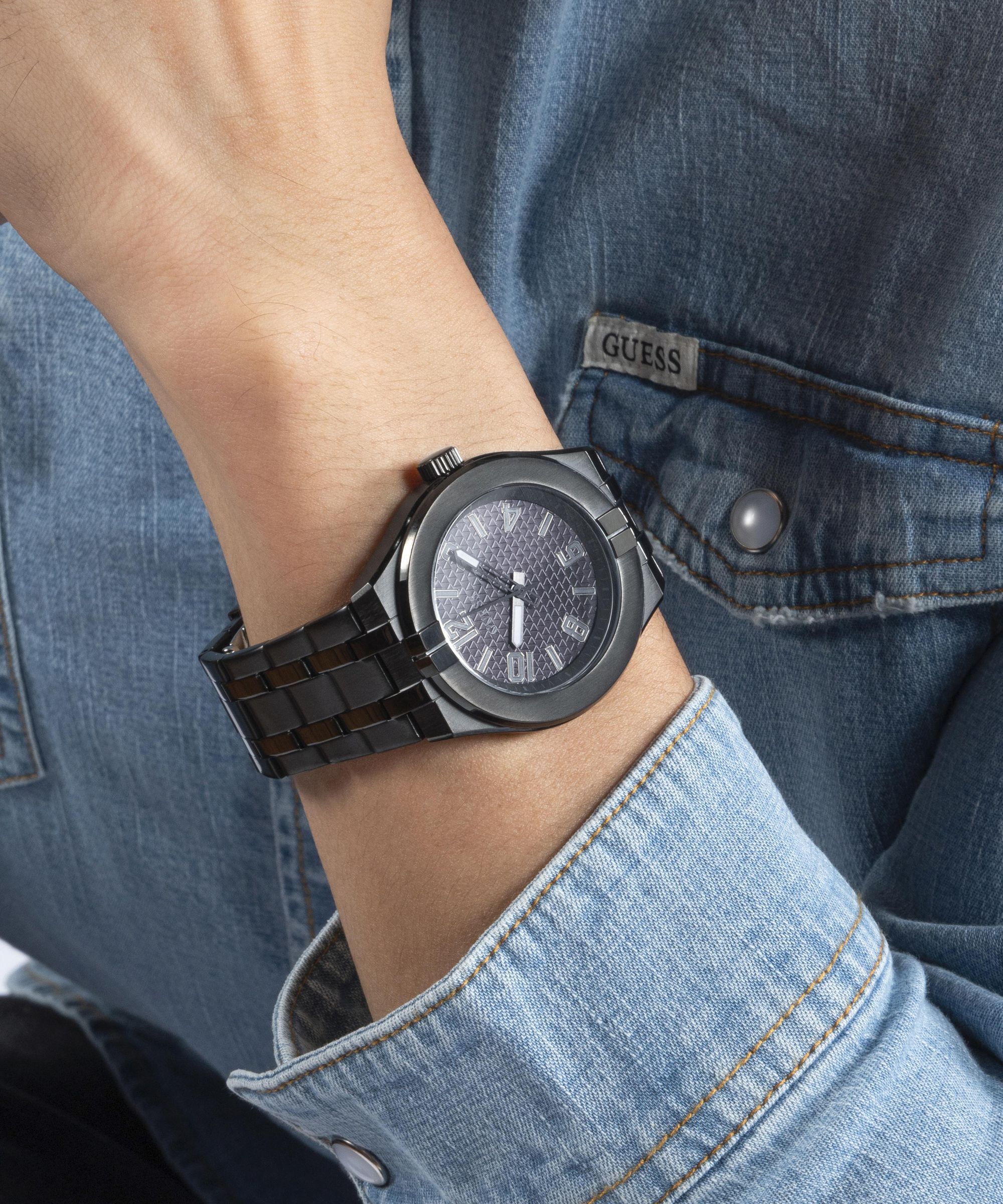 Black Quartz Analog Stainless Steel Watch