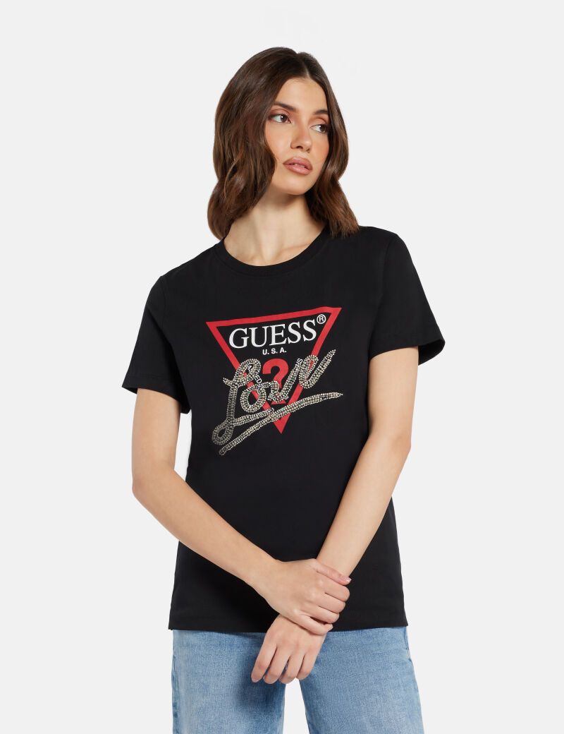 تي شيرت مثلث الحب