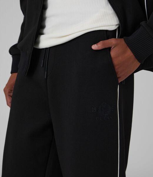 guess straight leg joggers