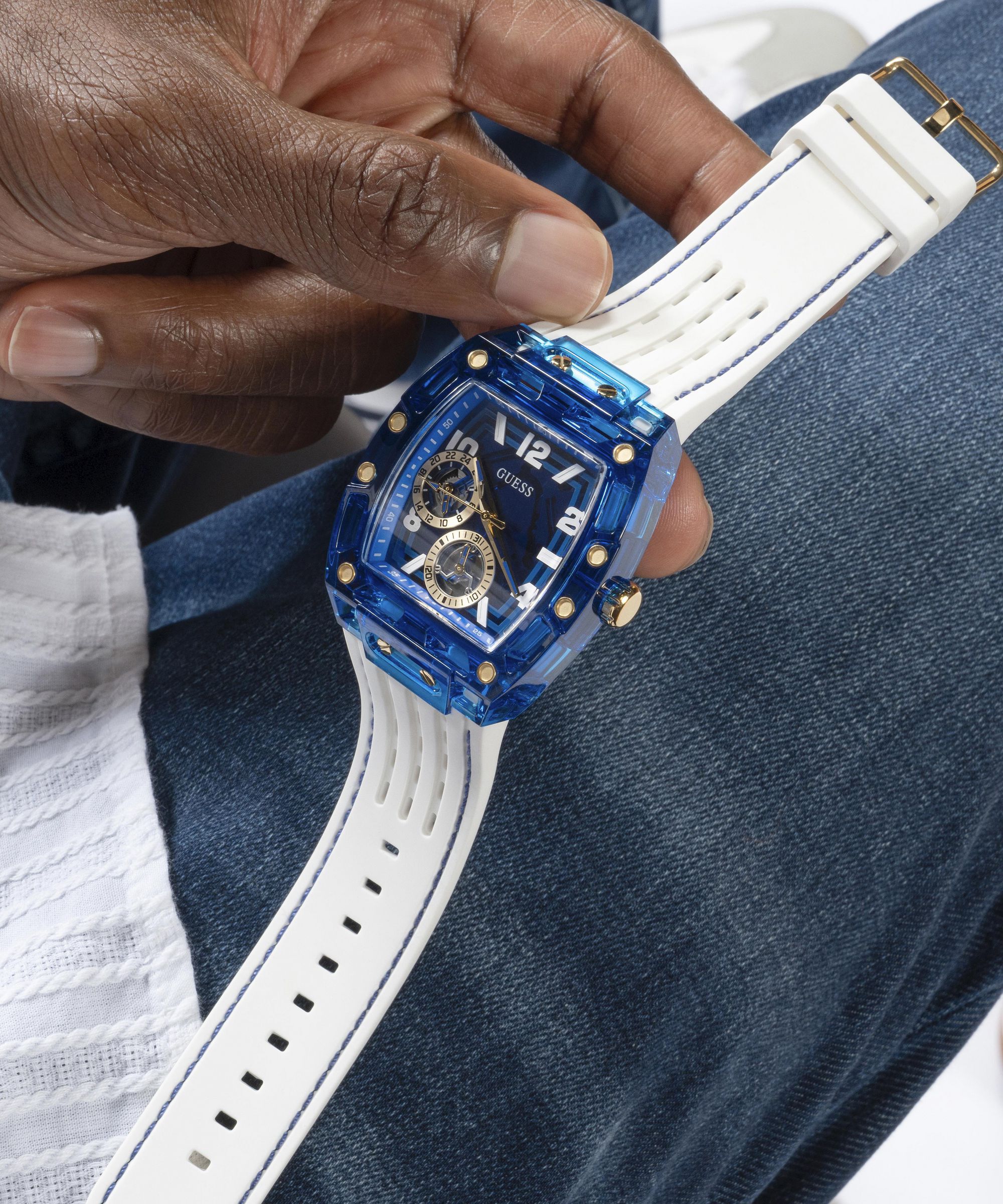 Shop GUESS Online White Quartz Analog Silicone Watch