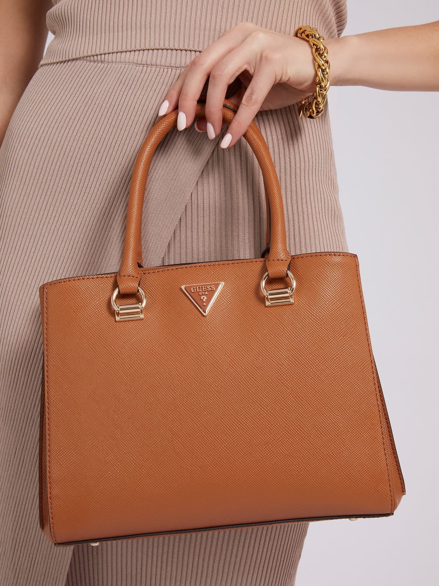 Guess girlfriend satchel hotsell bag