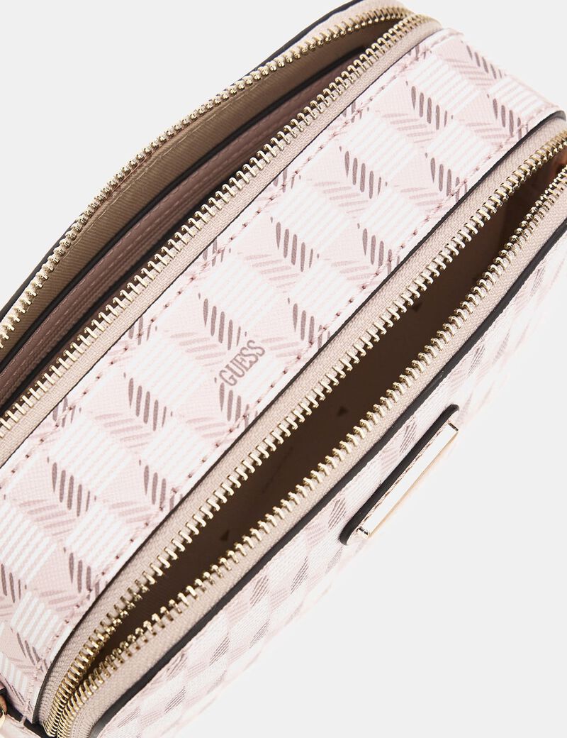 حقيبة كروس فيكي هندسية