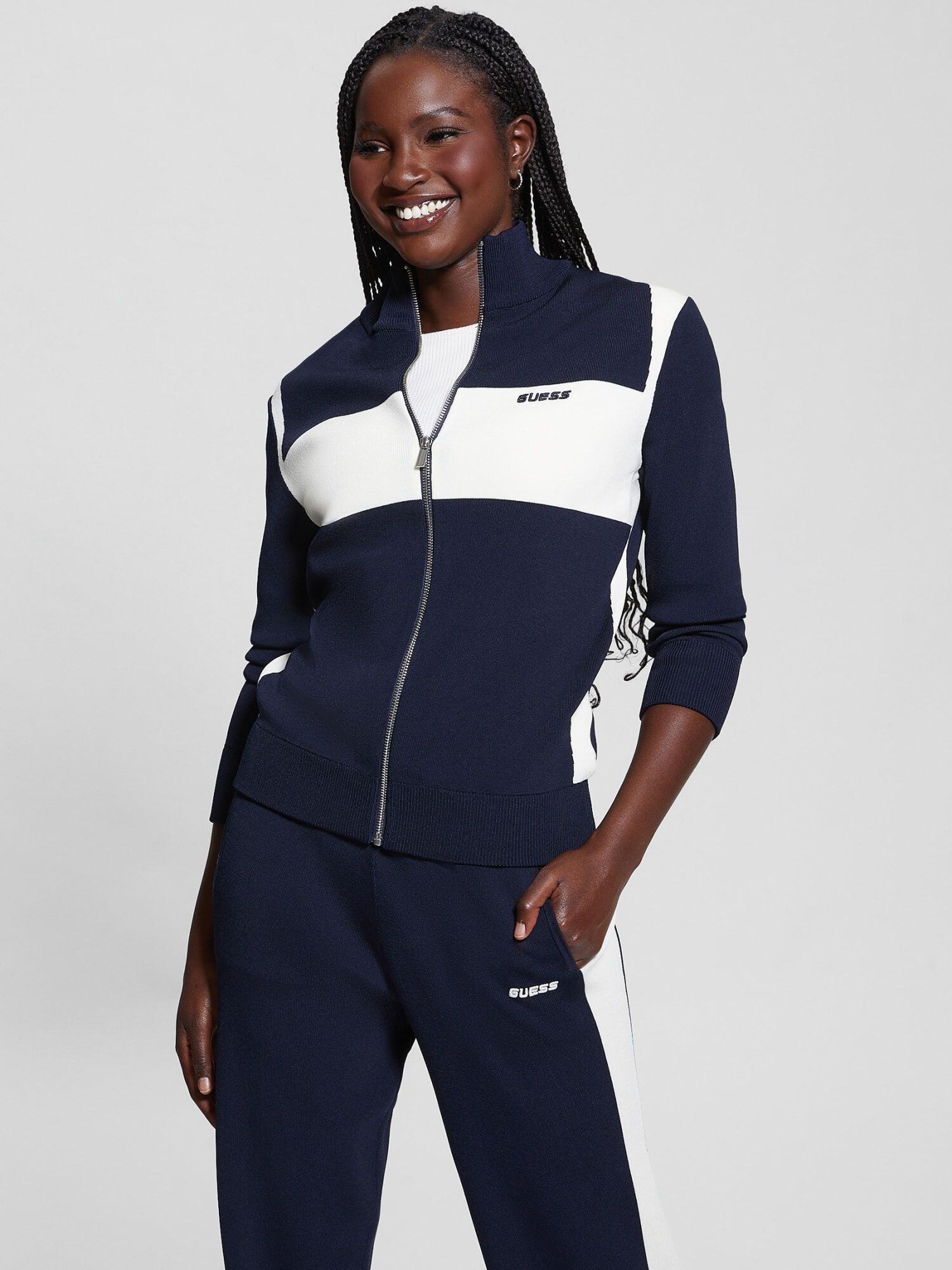Guess active store