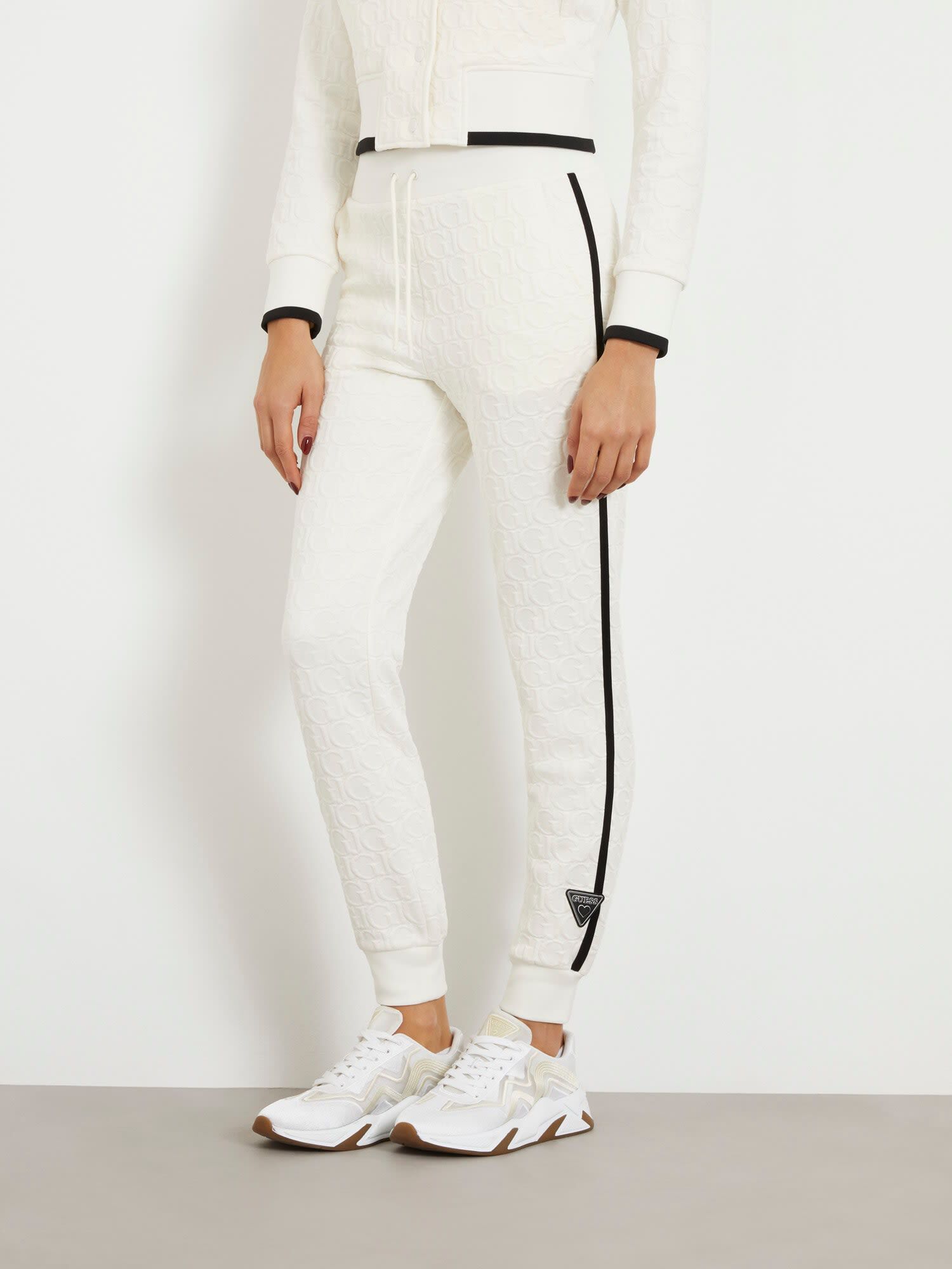 Guess jogger pants shop