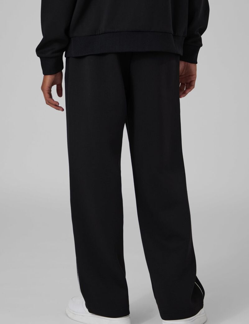 guess straight leg joggers