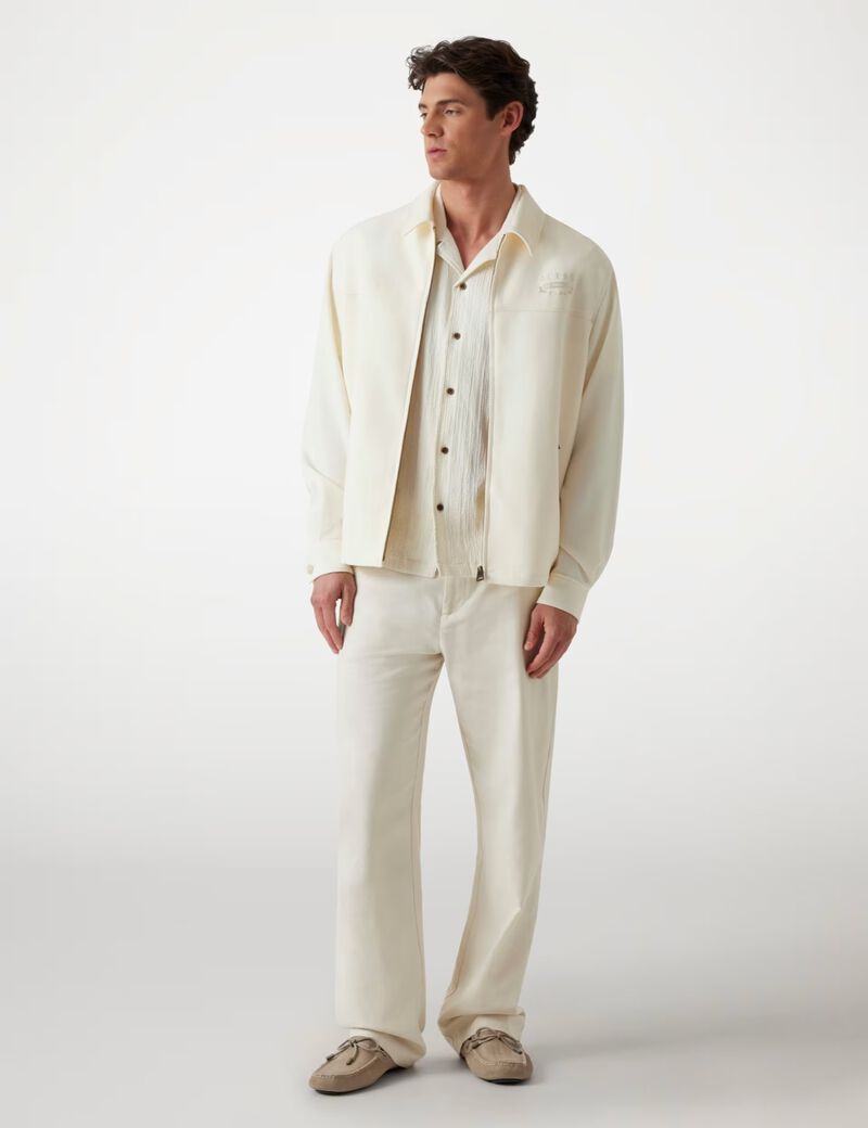 سترة من قماش مائل مطاطي