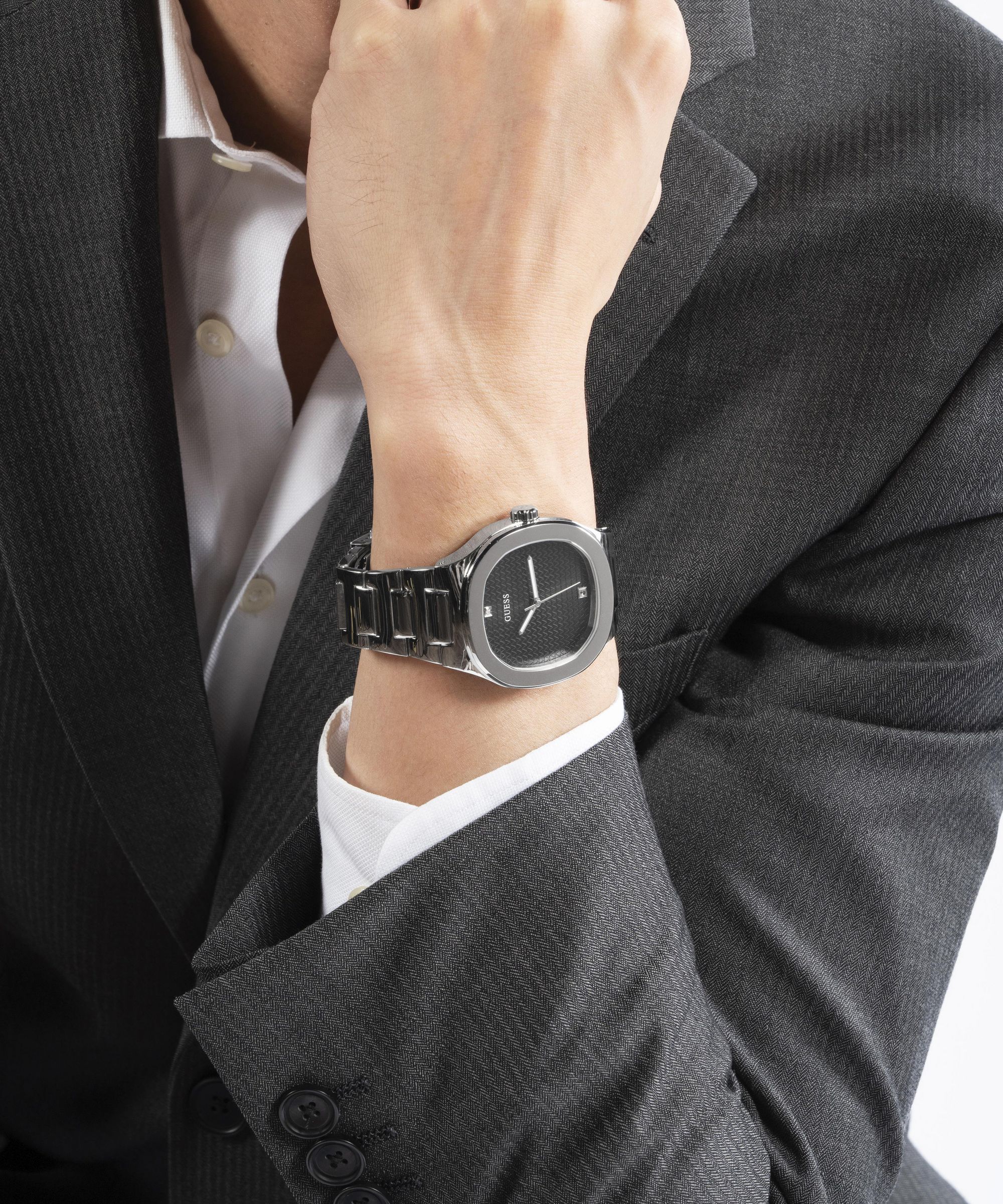 Stainless steel analogue watch