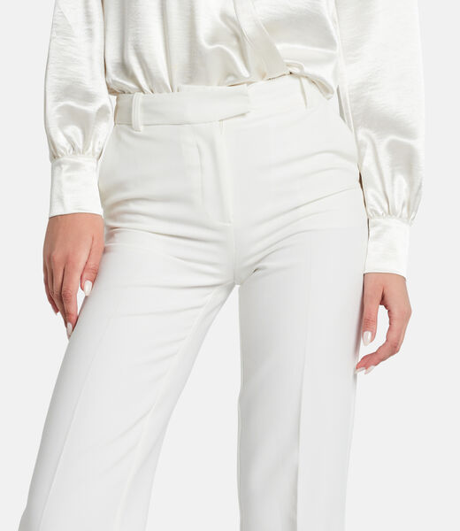 DALIA STRAIGHT PANT