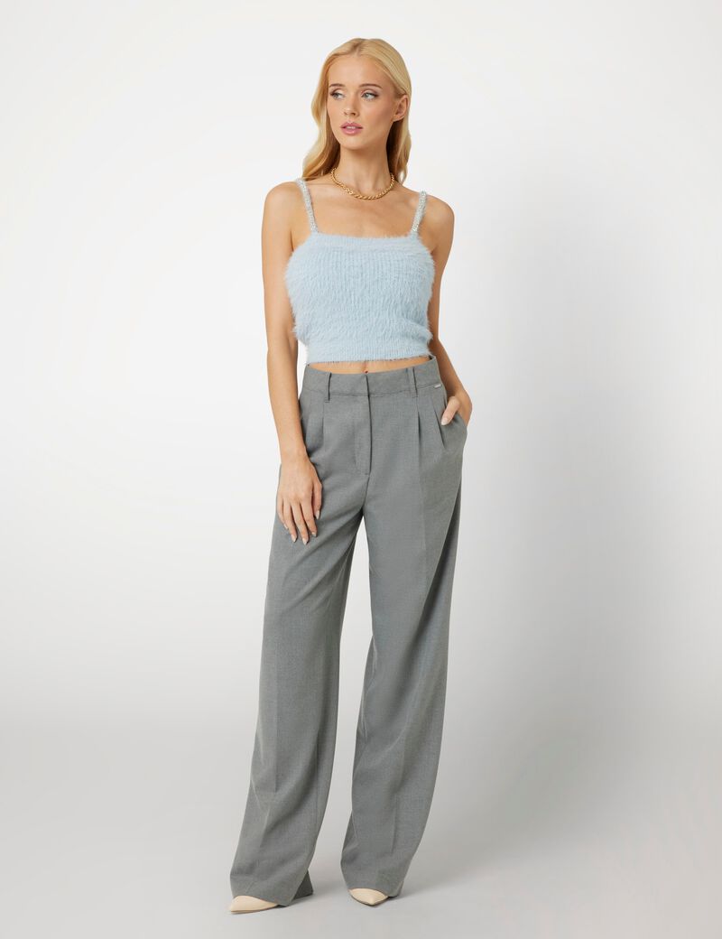 توب من الغزل الغامض