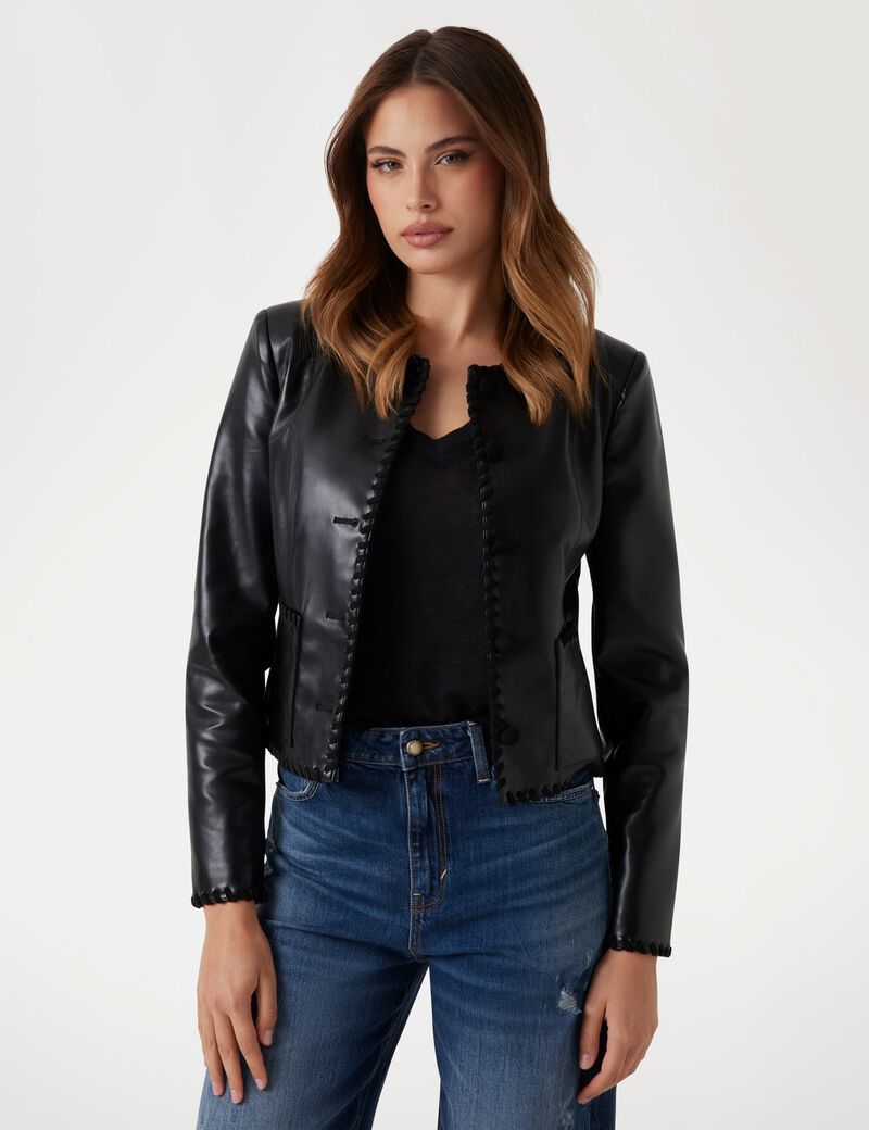 سترة من جلد سافيانو الصناعي