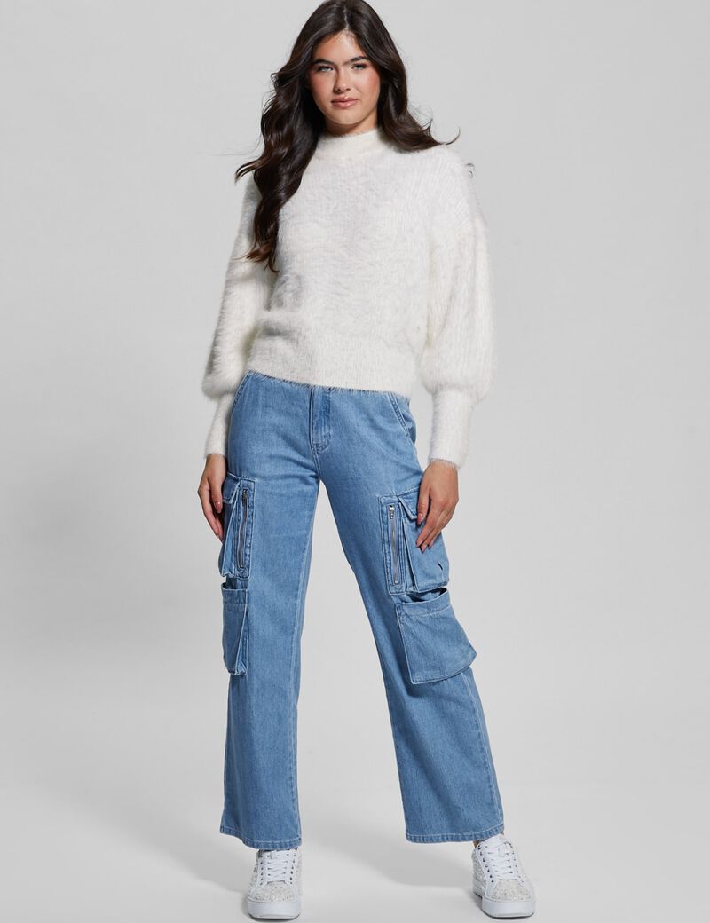 Crew neck fuzzy yarn sweater