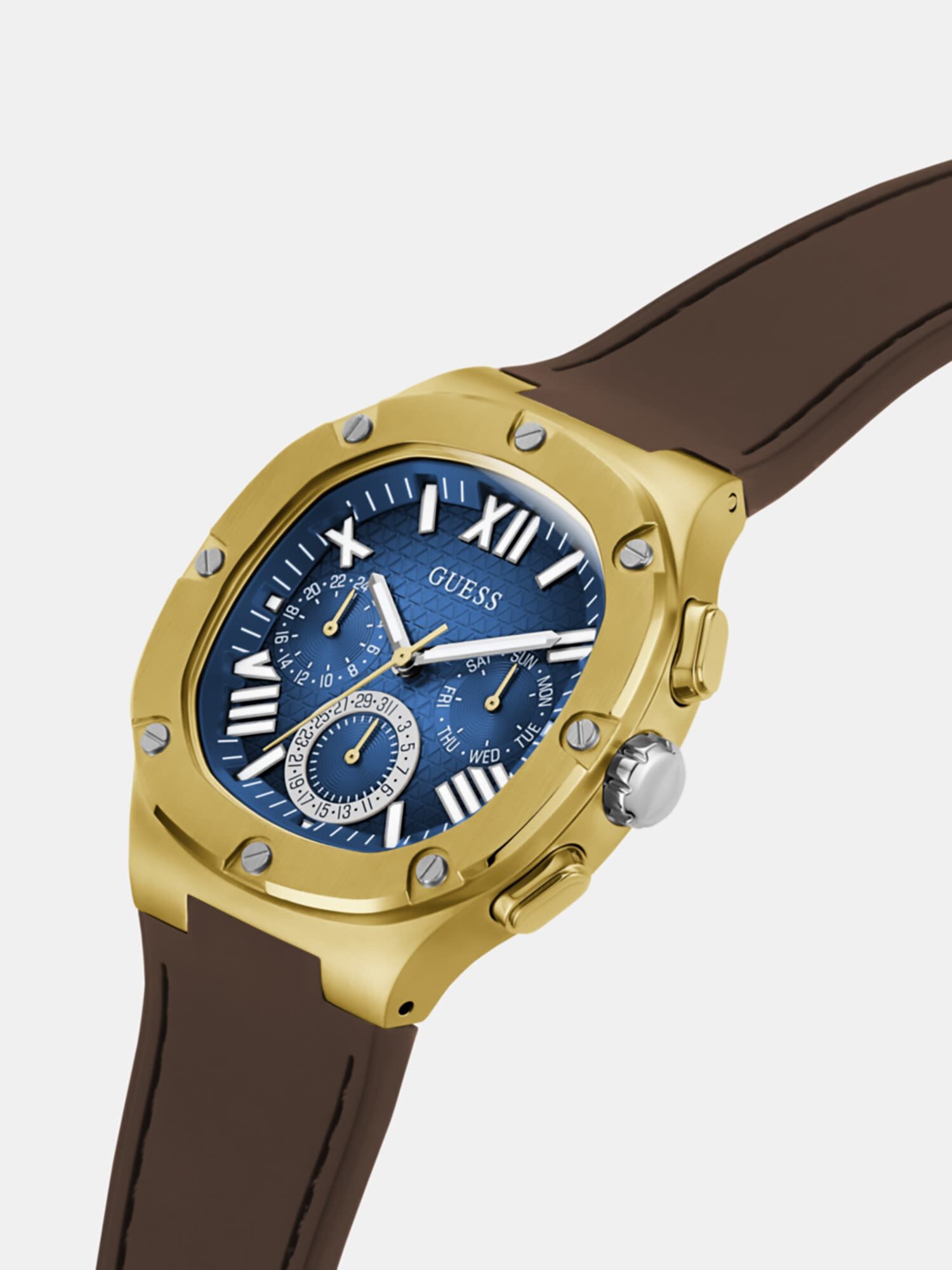 W0600g3 best sale guess watch