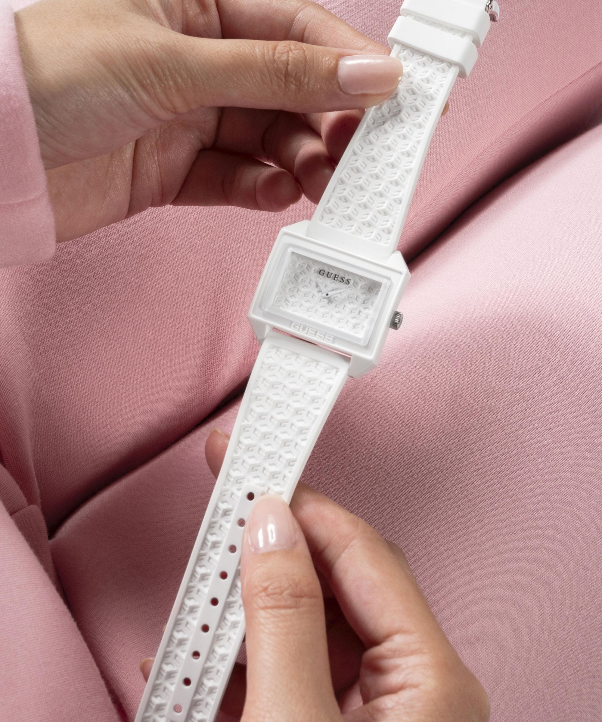 Guess white silicone watch online