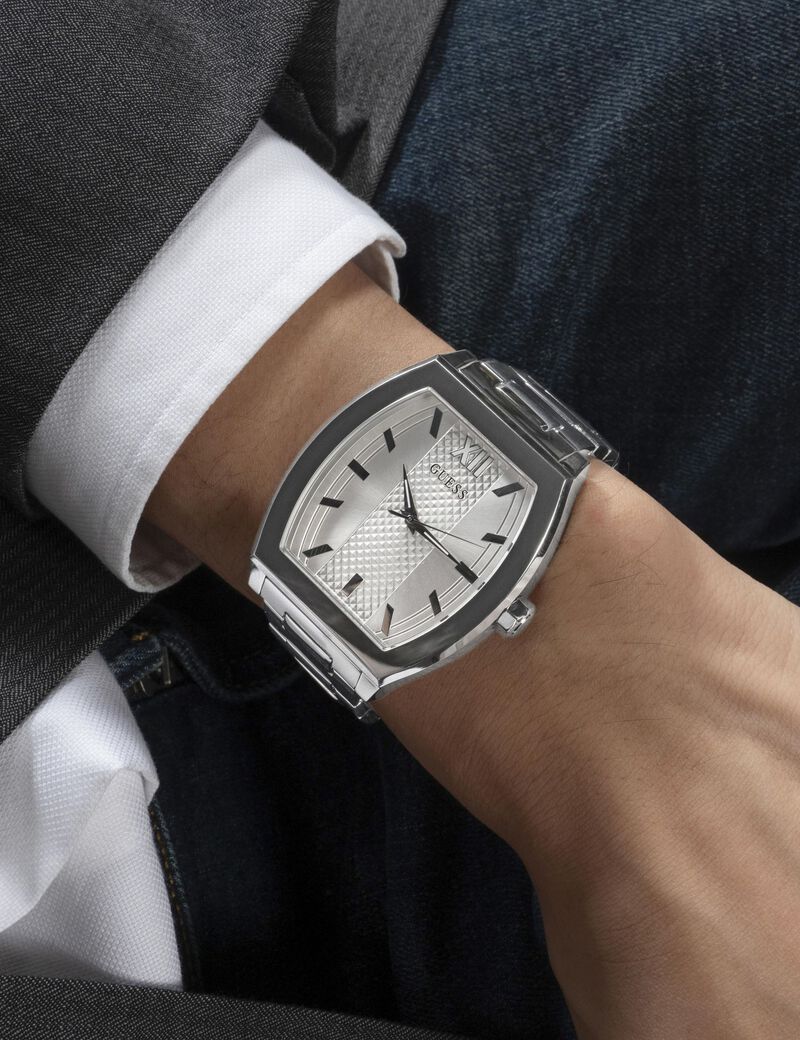 Stainless steel analogue watch