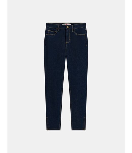 guess marilyn  jeans