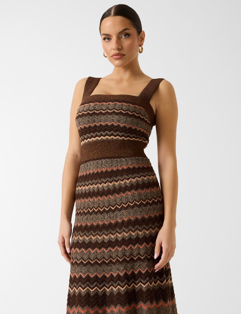 SUKI SL SQUARED NECK SWTR DRES
