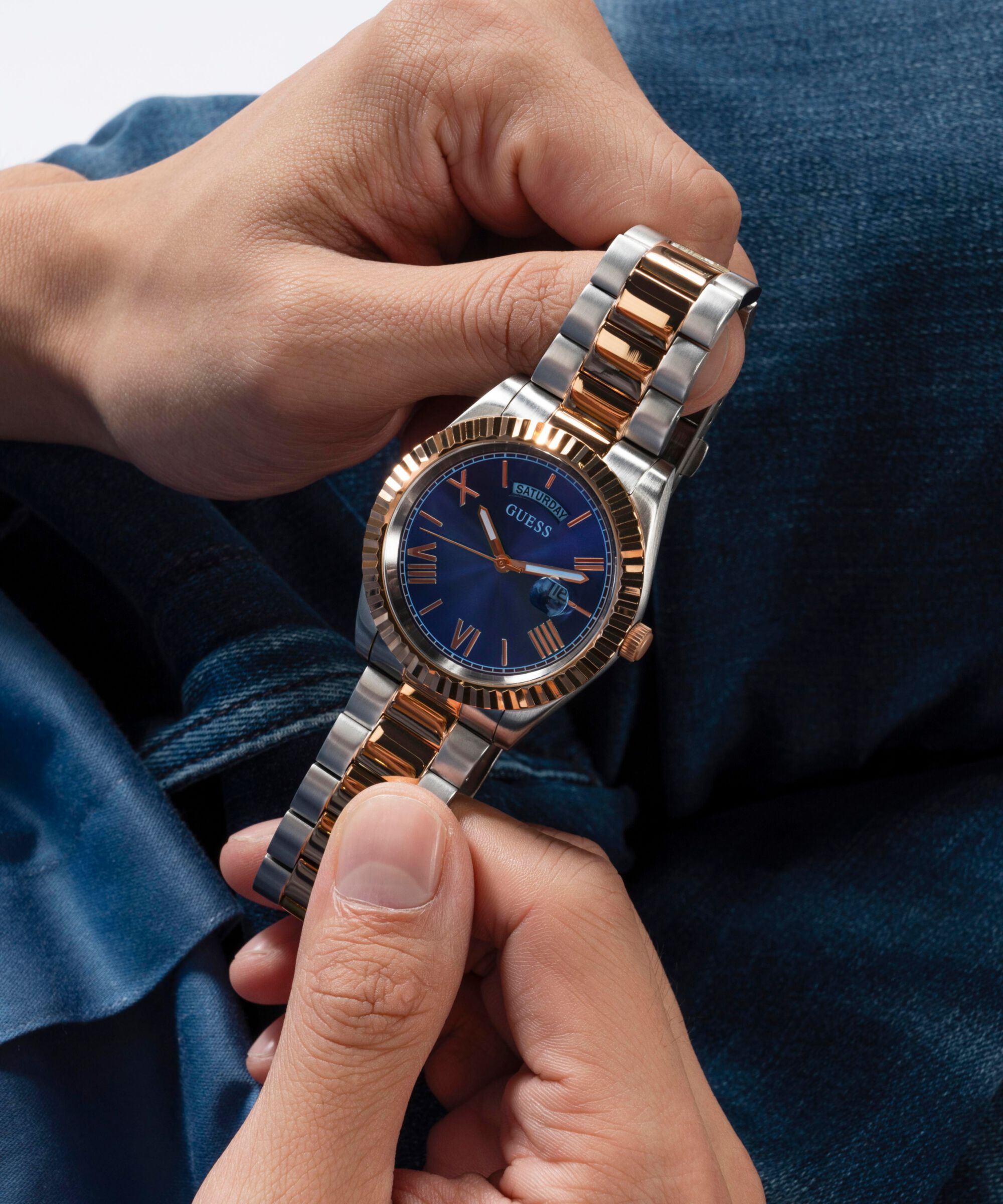 Steel watch with date function