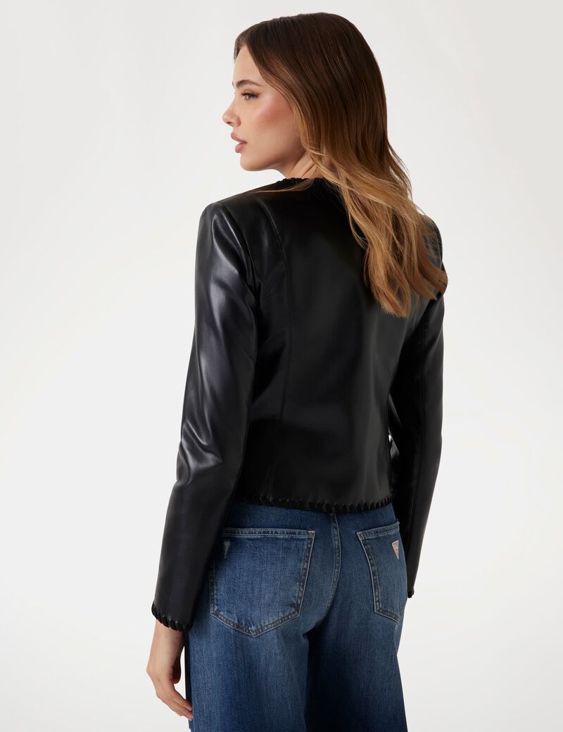 سترة من جلد سافيانو الصناعي