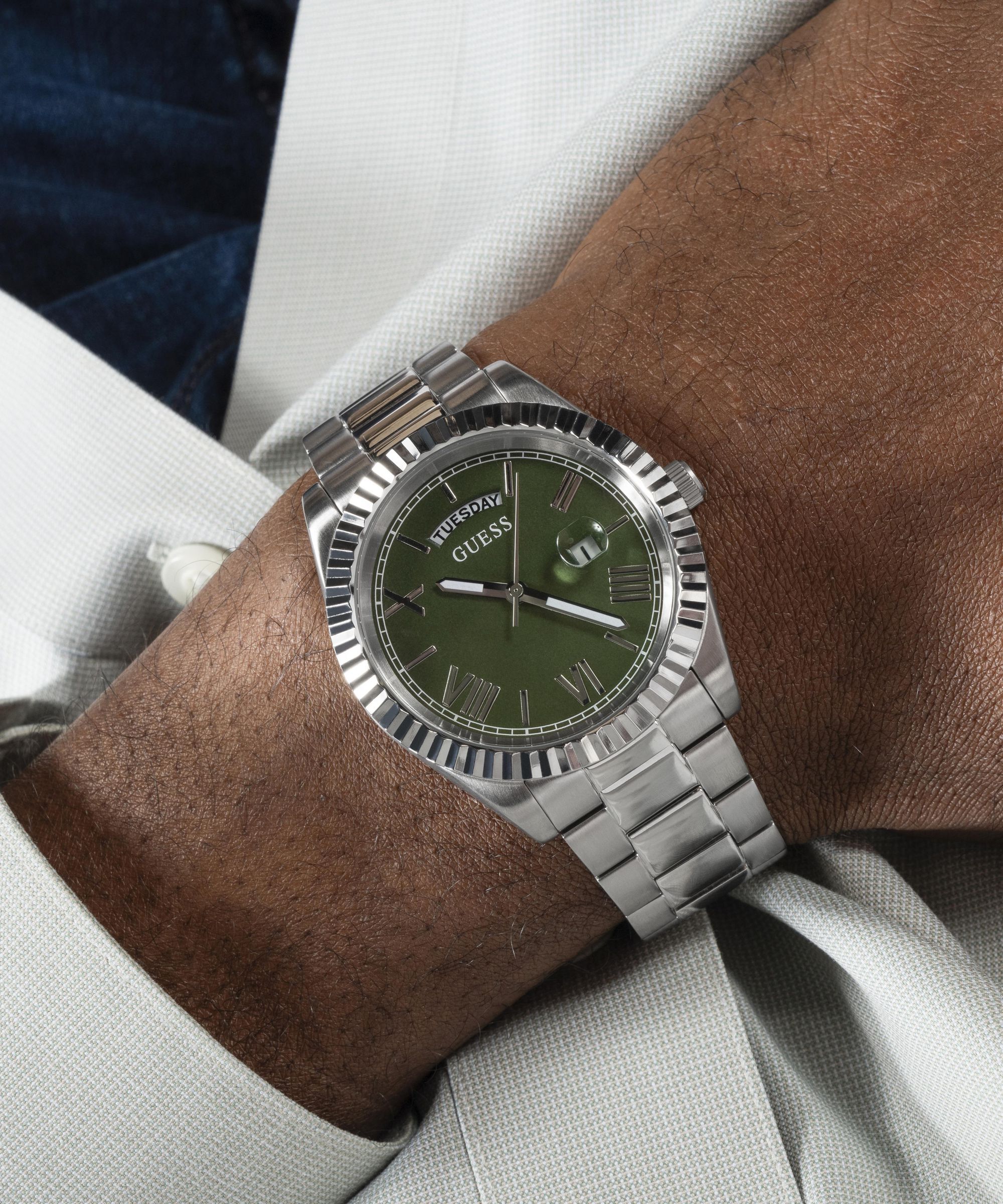 Shop GUESS Online Steel watch with date function