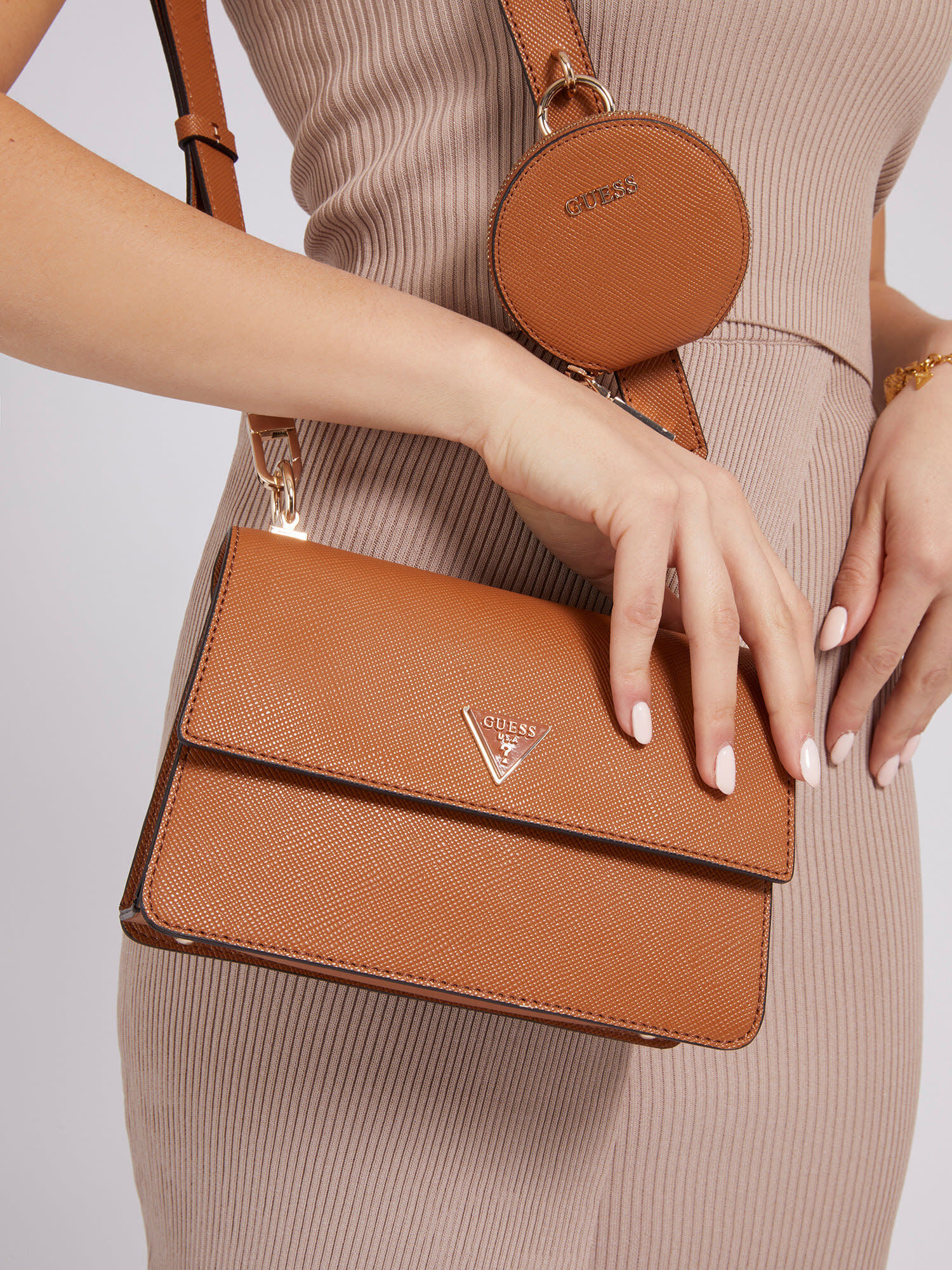 Guess crossbody flap bag shop