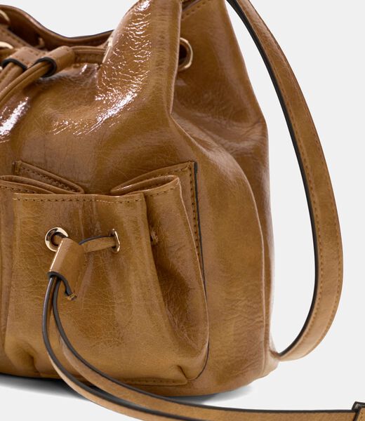 guess theodora bucket bag