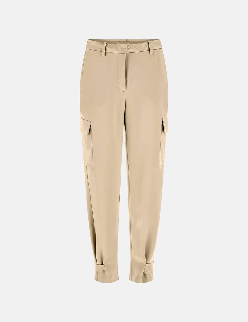 بنطلون كارجو من الساتان