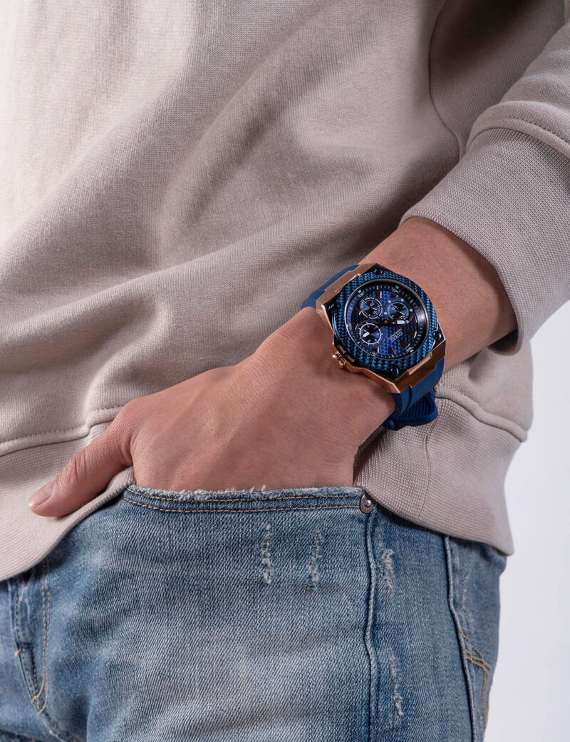 ساعة يد رياضية متعددة الوظائف